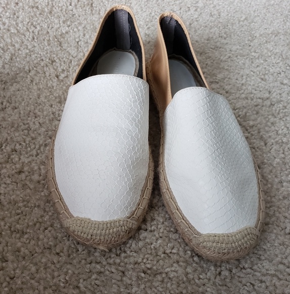 Rebecca Minkoff Shoes - Rebecca Minkoff beautiful flats. Size 6